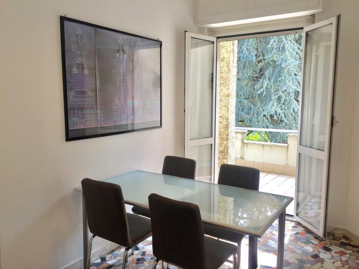 Il Cedro Argentato Apartman Monza Kültér fotó