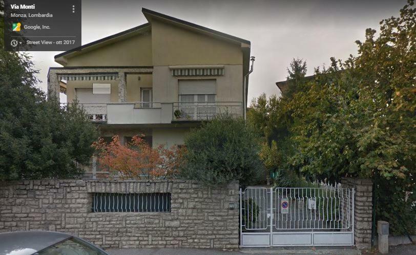 Il Cedro Argentato Apartman Monza Kültér fotó